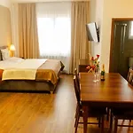 Apartmán Corner House *