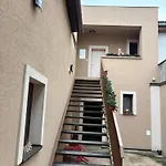 Corner House * Lucenec
