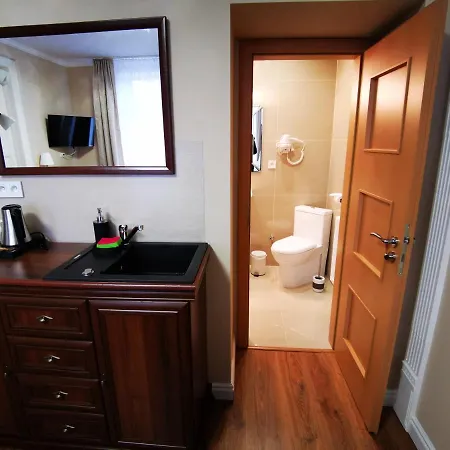 Apartament Corner House