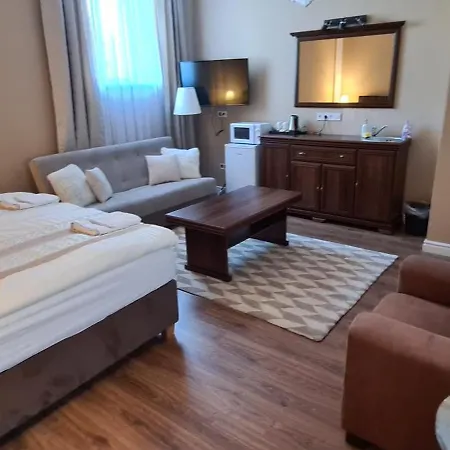 Corner House Łuczeniec