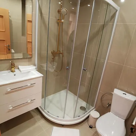 Apartament Corner House