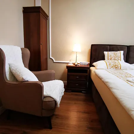 Corner House Διαμέρισμα Lučenec