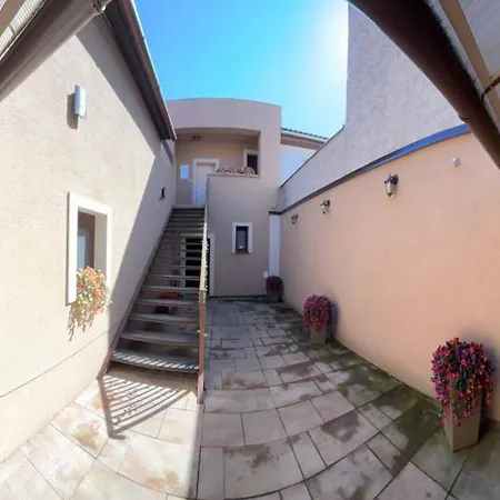 Apartmán Corner House
