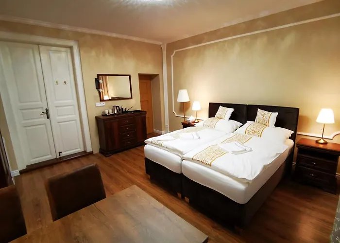 Corner House * Lučenec