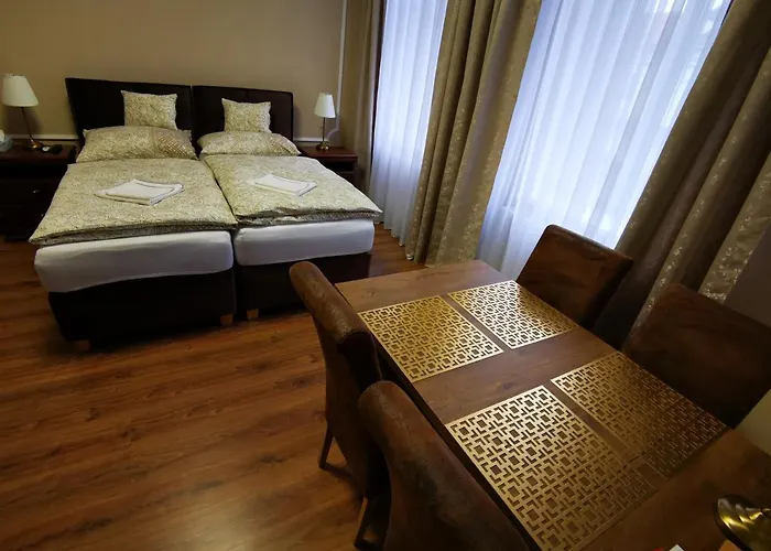 דירה Corner House