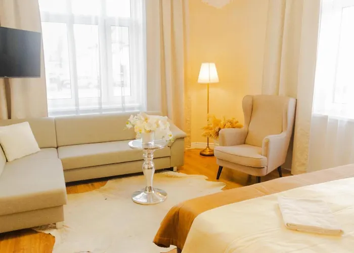 דירה Corner House Lučenec