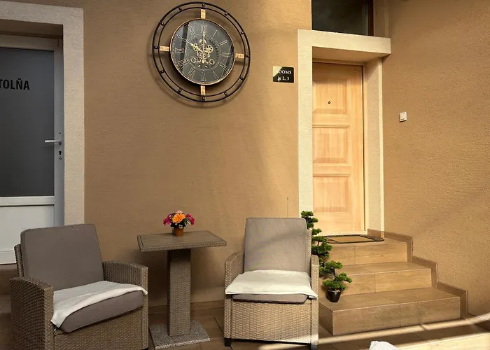 Corner House
